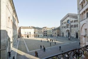 Palazzo Dalla Rosa Prati, Parma