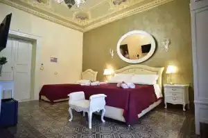 Palazzo Degli Affreschi, Catania