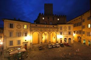 La Perla, Siena