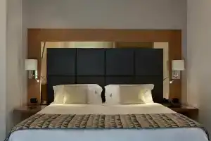 American Hotel, Pozzuoli
