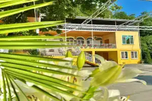 Anait Guest house, Pitsunda