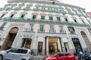 Leone Camere d'Autore -Chiaia, Naples