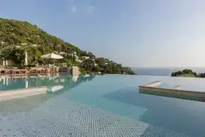Hotel Mamela, Capri Village