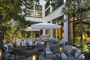 Le Cinq Codet, Paris