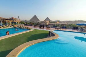 Regency Pyramids Hotel, Cairo