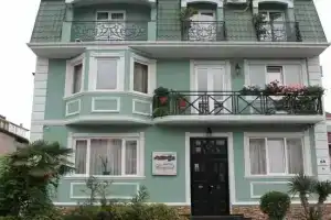 Hotel Elegant Garden, Batumi