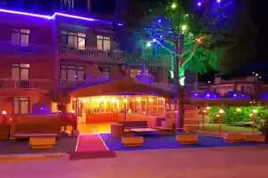 Grand Yayla Hotel, Cesme