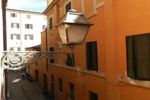 Vicolo del Lupo Guesthouse, Rome