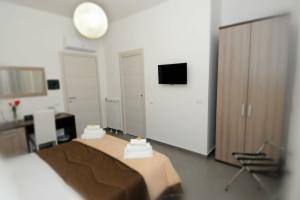 B&B Le Porte Del Centro - 19082053C100164, Palermo