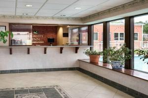 Quality Inn Little Creek, Virginia Beach