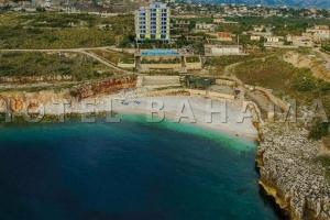 Hotel Bahamas, Sarande