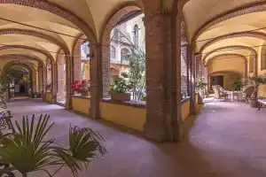 Il Chiostro del Carmine, Siena