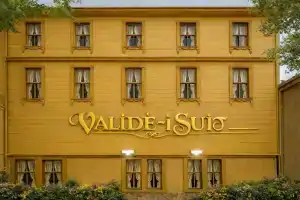 Valide-i Suit, Istanbul