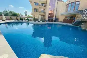Grand Hills, Yerevan