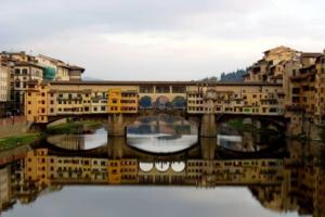 Corona D'italia, Florence