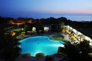 Marina Club Hotel, Baia Domizia