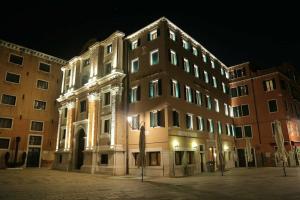 Hotel Bucintoro, Venice
