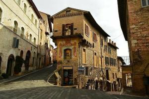 Hotel Mom Assisi, Assisi