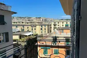 Albergo Astro, Genoa