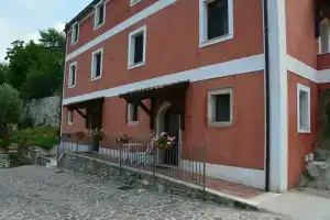 B&B La Casa Rossa, Paola