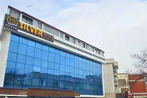 Eva Otel, Tuzla