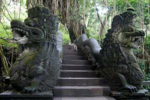 Kano Sari, Ubud
