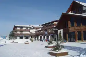 Yakhroma - Hotels