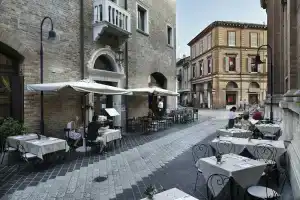 Albergo Cappello, Ravenna