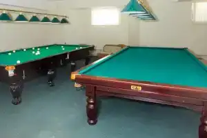 Uyut Tamani Hotel, Volna