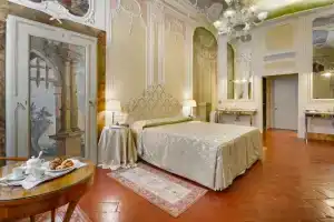Palazzo Niccolini Al Duomo Residenza d'Epoca, Florence