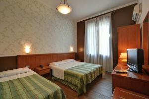 Hotel Universo, Torino