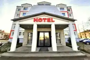 MAXROOMS Volga HOLLYWOOD, Rybinsk