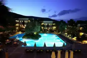 Zeytinada Hotel, Torba