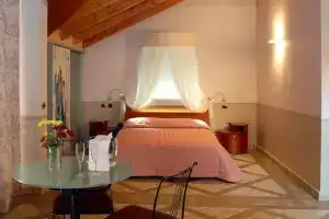 Hotel La Bussola, Orta San Giulio