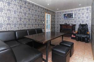 U Mihalycha Hotel, Orenburg