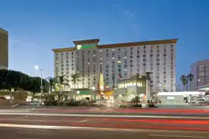 Holiday Inn Los Angeles - LAX Airport by IHG, Los Angeles