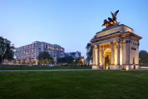 InterContinental Hotels LONDON PARK LANE by IHG, London