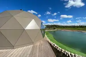 Glampi Glamping, Gatchina