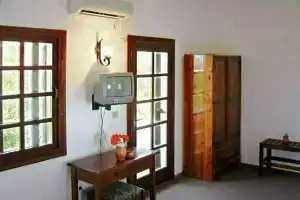 Bellevue Village, Agia Pelagia