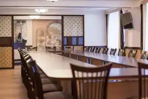 Hotel Yunost, Surgut