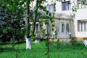 Yuzhnaia Noch, Taganrog