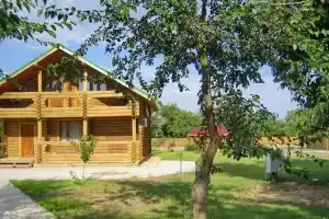 World-Fish Hotel, Selitrennoye