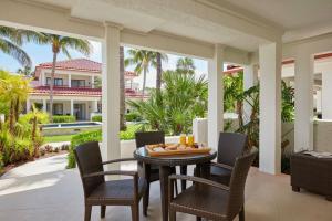 Naples Grande Beach Resort, Naples