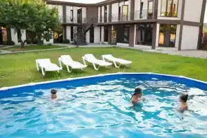 Berezka Ug Guest house, Sevastopol