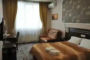 Vena Hotel, Simferopol