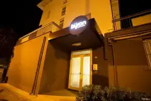 Hotel Byron, Rimini