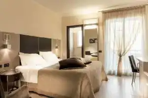 Imperial, San Benedetto del Tronto