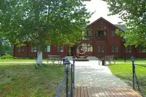 Fortuna Tourist base, Bol'shaya Pavlova