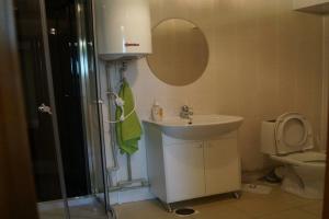 137 Kilometr Hotel, Krasnye Baki