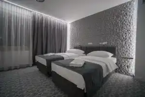 Gordon Hotel, Warsaw